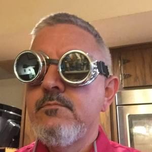 Meet your Posher, Johnny